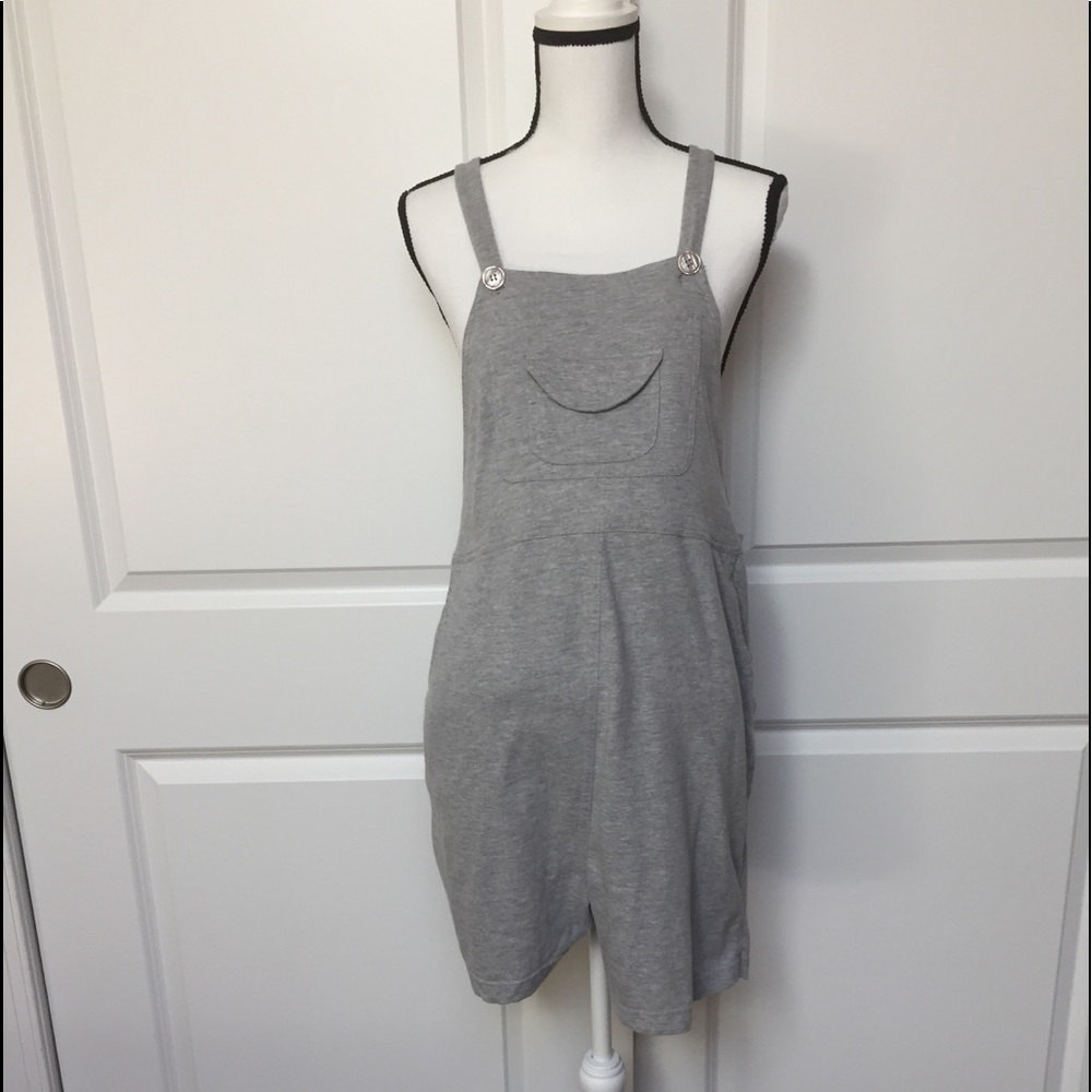 Motherhood Shorts Size S
